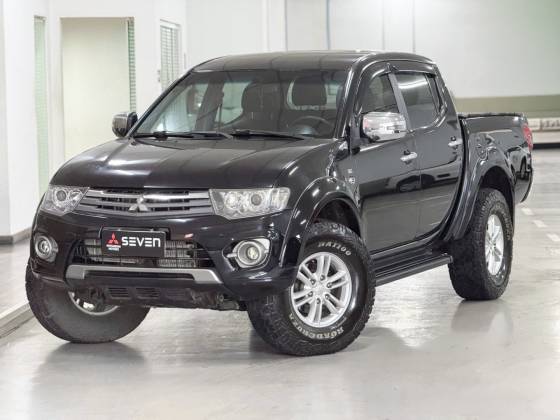 MITSUBISHI L200 TRITON 3.2 HPE 4X4 CD 16V TURBO INTERCOOLER DIESEL 4P AUTOMÁTICO